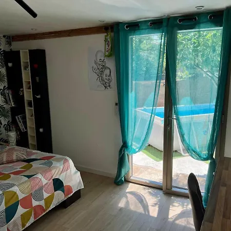 Charmante Maison Moderne A Piscine Et Parking Gratuit 4* Toulon